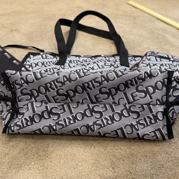 LESPORTSAC Tote Bag with Pouch and Wallet 3 Piece Reversible Madison Travel Work - Picture 9 of 13